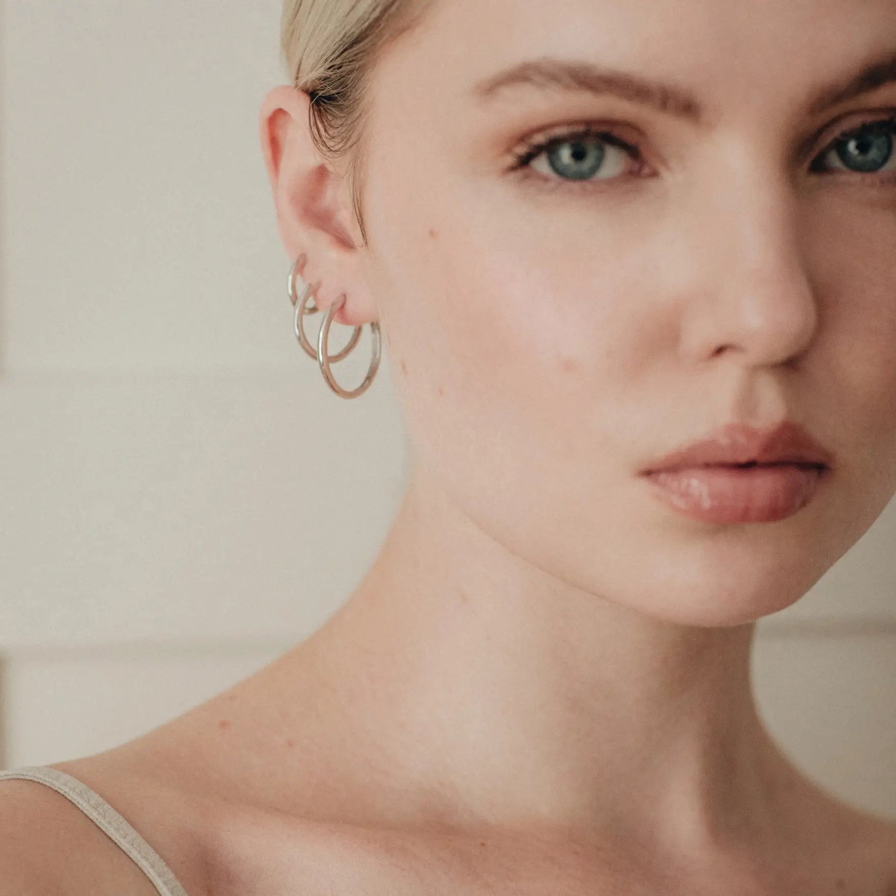 Serena Hoops Large Silber - Heyam Jewelry