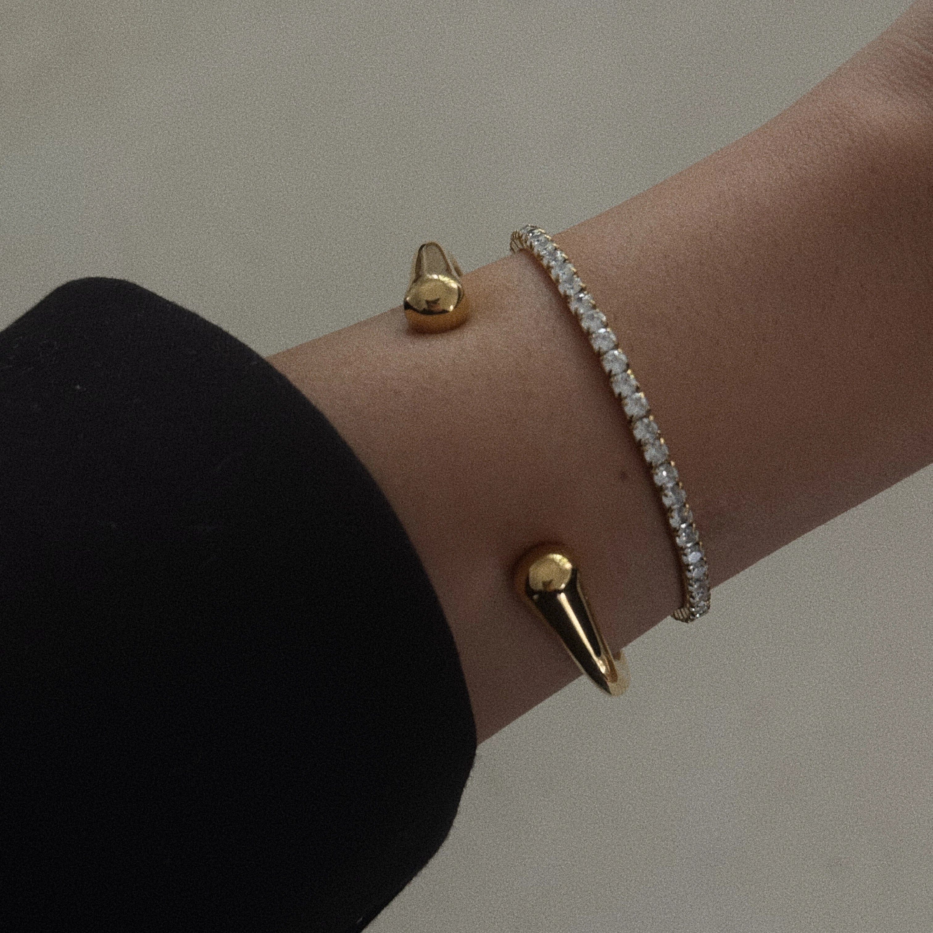 Golden Flow Bangle