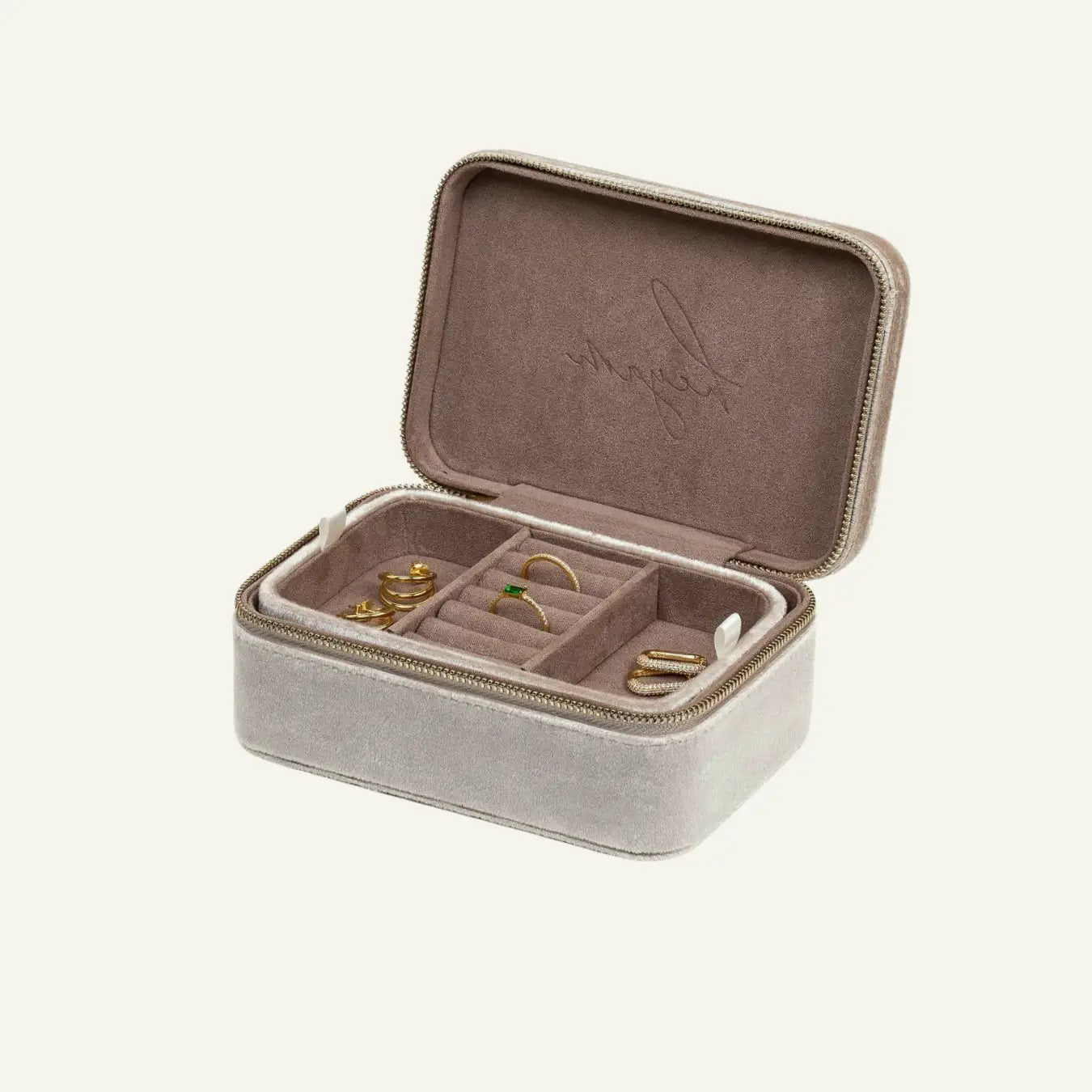 Heyam Heyam - langlebiger und zeitloser Schmuck by Merna Hermez – Heyam Jewelry